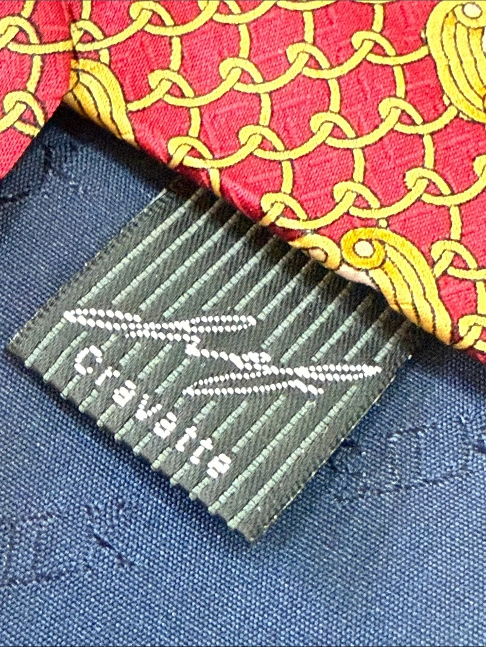 CHEF Elegant Red Chain-Pattern Men's Neck Tie with Gold Motifs Hand Made Silk